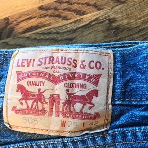 Levi’s 505 denim blue jeans 29x32